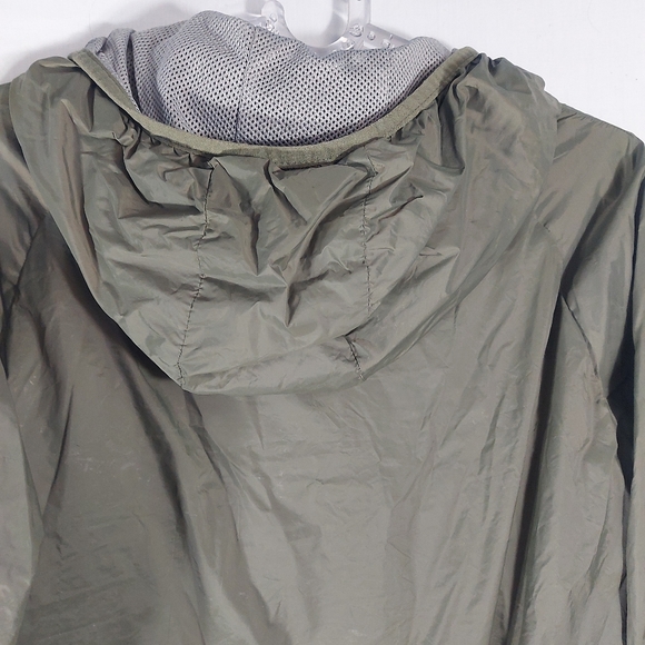 Bench packable khaki green windbreaker jacket, small - Picture 7 of 9